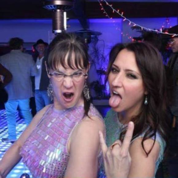 Meet your Posher, Jenn - Picture 1 of 1